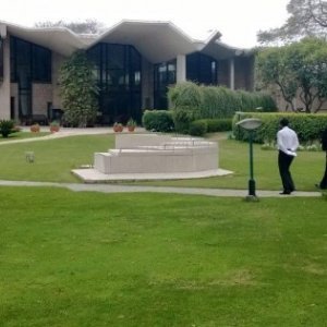 Kompostorilähettiläänä lähetystössä – ja vähän muuallakin