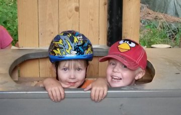 Ulkohuussi kierrätysmateriaaleista