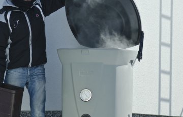 Kompostori rakastaa lämmintä joulukinkun rasvaa