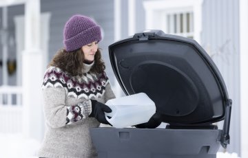 Pakkanen jäädytti kompostorin – mitä tehdä?